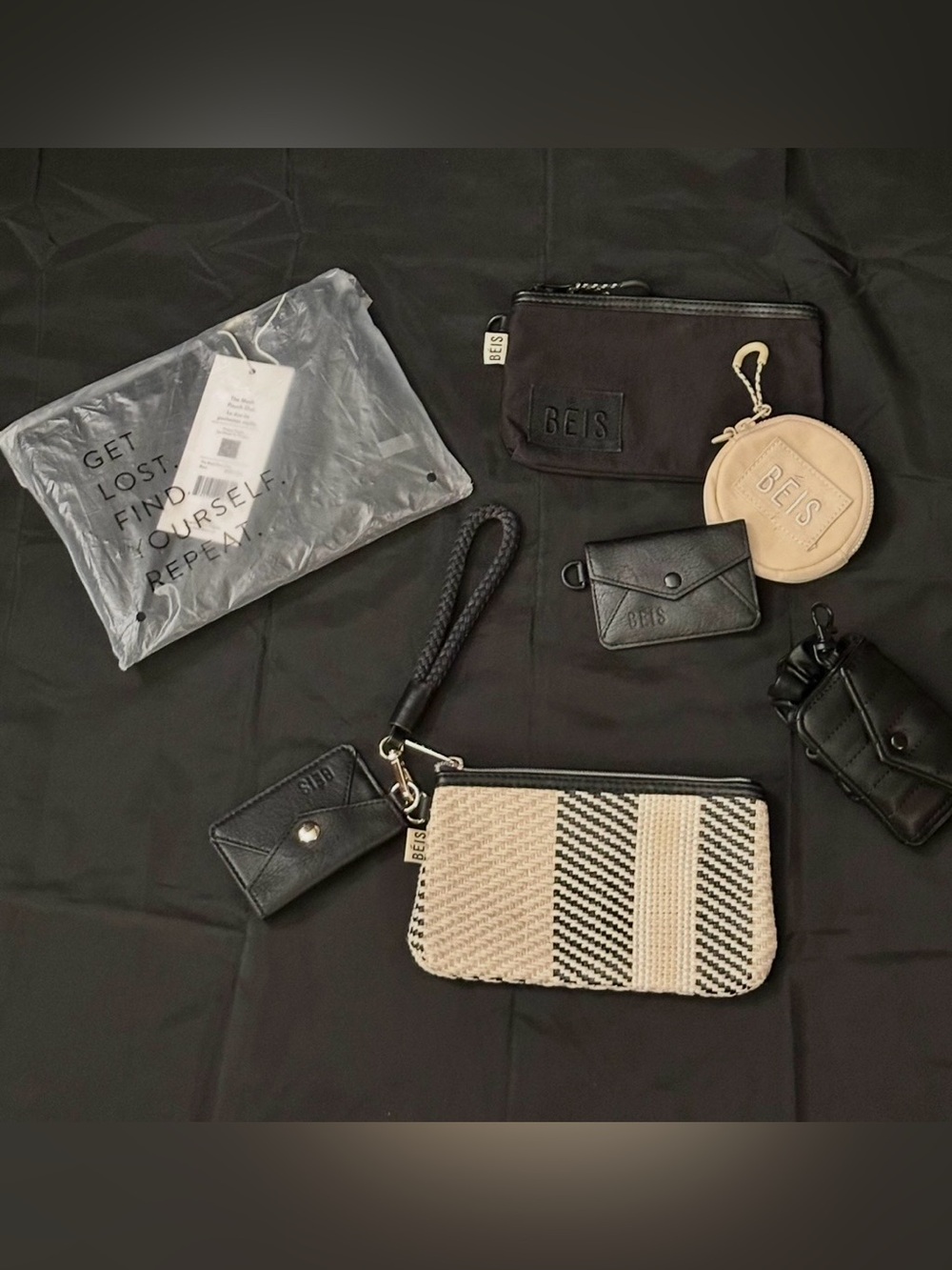 BÉIS Pouch Bundle — Rare & Discontinued Items!